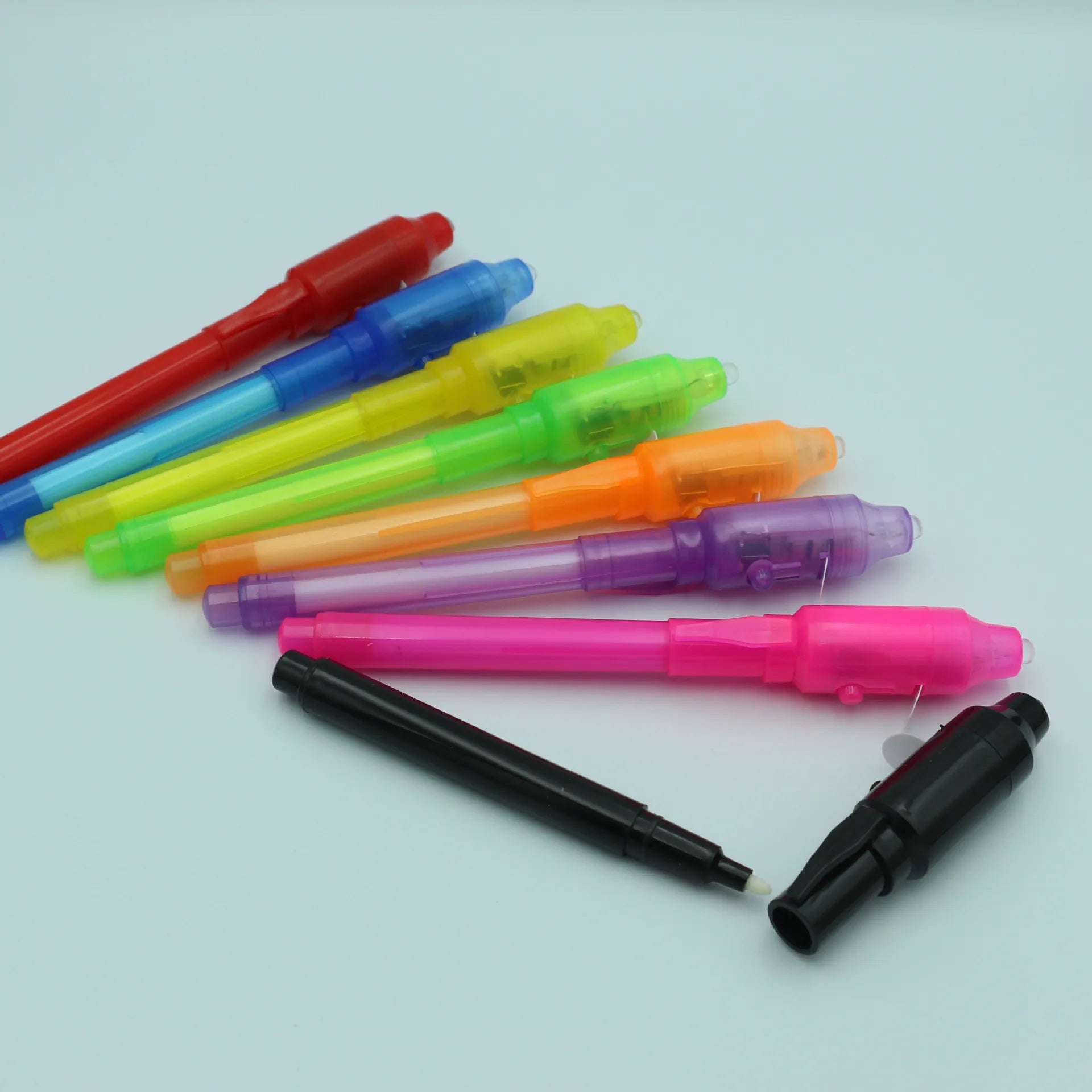 MagiArt Invisible UV Pen Glow in Dark Secret Writing Marker for Kids Party Games & DIY Projects