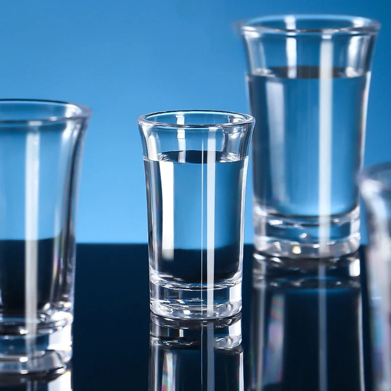 China Factory Supply Unbreakable Mini Plastic Beer Shot Cup Durable Bar & Party Shot Glass