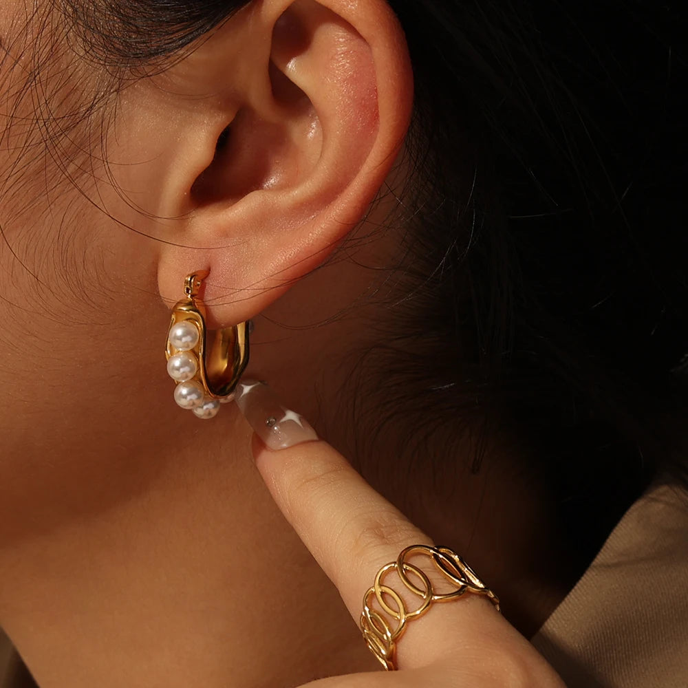 Unique Fashion Style  Waterproof Stainless Steel 18K Gold Plated Pearl U-Shaped Hoop Earrings for Her
