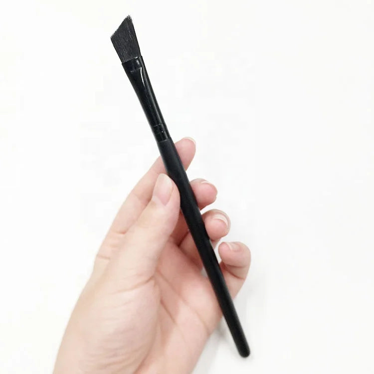 Ultra-Thin Angled Nose Shadow Brush Concealer Contour Brush Synthetic Fiber Makeup Tool