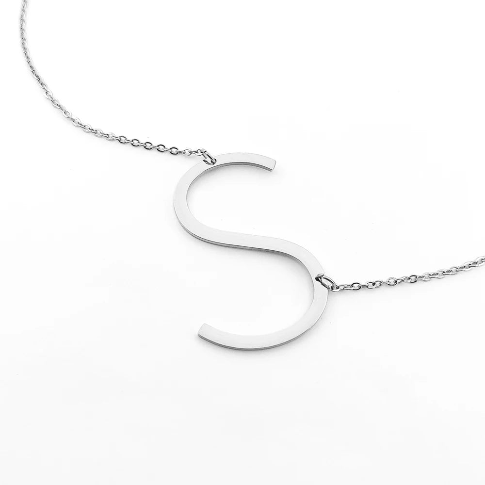 Simple Design 18K Gold Plated 26 Letter Necklace Thin Chain Initial Alphabet S Pendant Necklace Women Jewelry Gifts