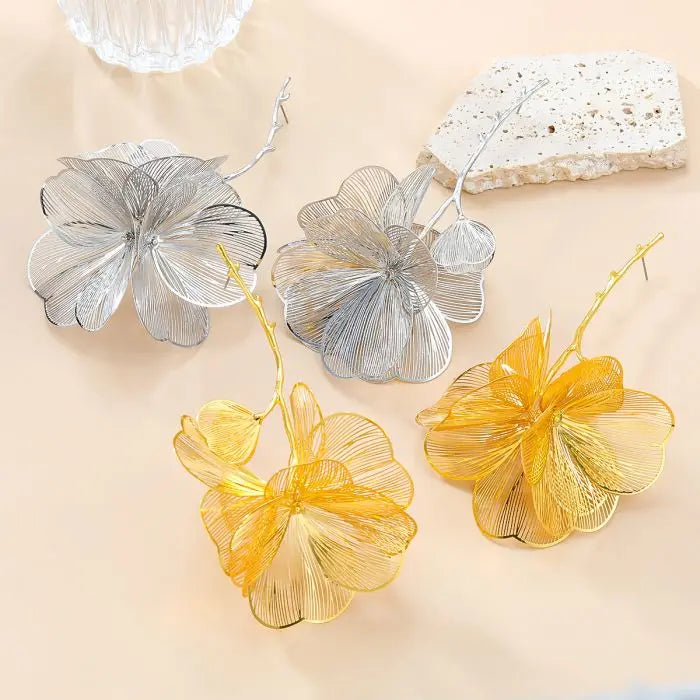 Fashion Inlaid Spring Summer Alloy Flower Long Tassel Earrings for Women Exaggerated Design Earrings Temperament Jewelry