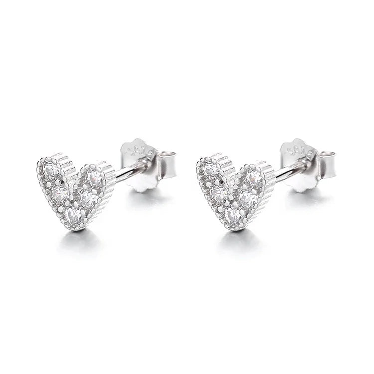 Yaeno Mini Heart Stud Earrings in Real Silver 925 Love Simple Jewelry for Kids