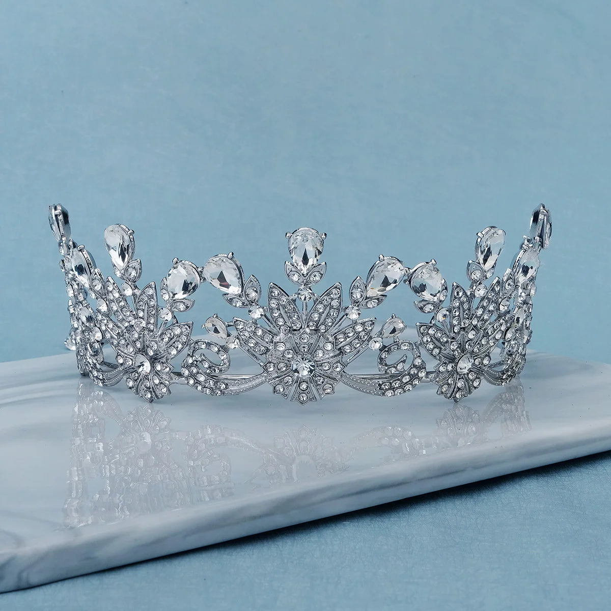 High Quality Wedding Bridal Hair Accessories Rhinestone Crystal Bling Tiaras and Crown Alloy Leave Designer Bride Headdress