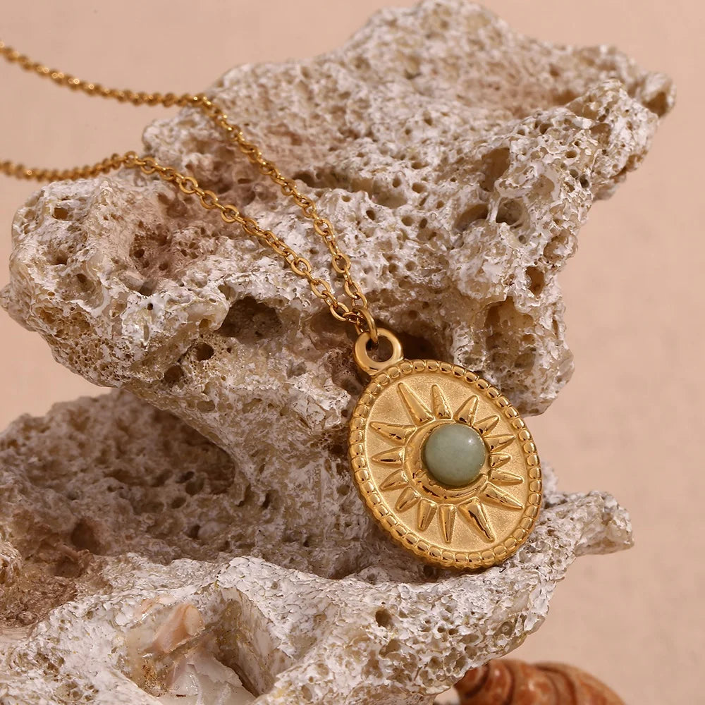 Gemstone Jewelry Engraved Sunburst Pendant Necklace Gold Plated Vintage Jewelry for Women