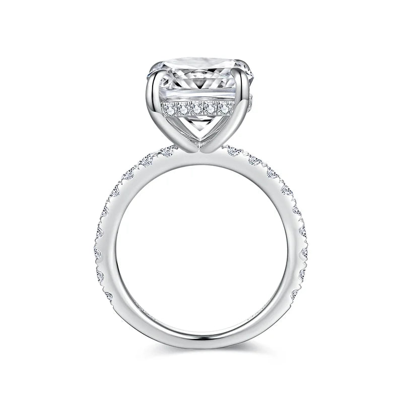 Women's Engagement Diamond & Moissanite Rings with Round Brilliant Cut and Prong Setting in Sterling Silver 925 Fine Jewelry