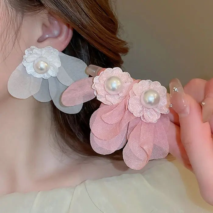 Sweet Pearl Mesh Flower Long Drop Earrings for Women Exaggerated Temperament Party Jewelry