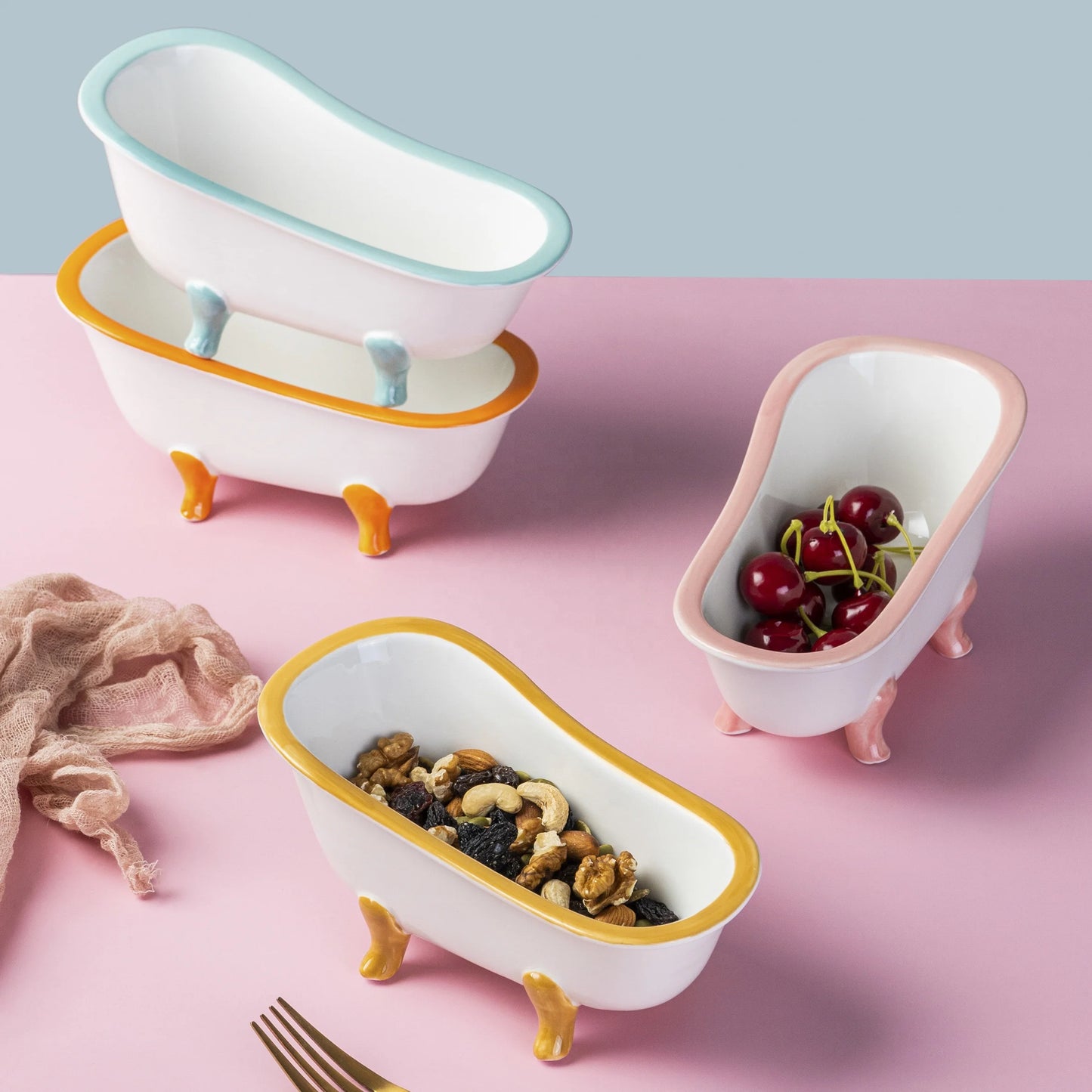Mini Bathtub Shaped Ceramic Dessert Bowl 320ml Creative Fruit Yogurt Bowl with Color Line Cute Ceramic Bowl for Sweet Shop