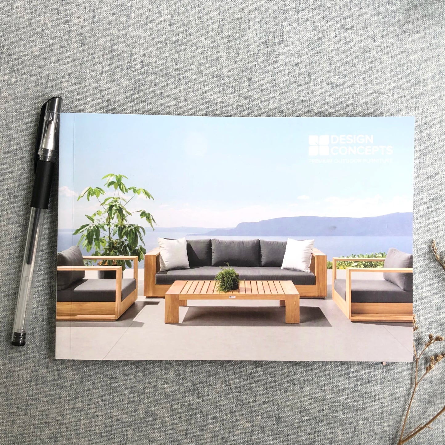 Custom Design Cheap Brochures and Booklets Advertising Flyers Printed with Your Own Design Paper & Paperboard Printing Produc