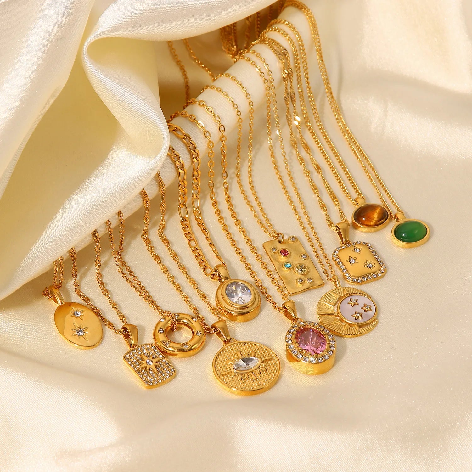 Wholesale 316L Stainless Steel Natural Stone Waterproof Necklace Star & Moon Necklace for Women