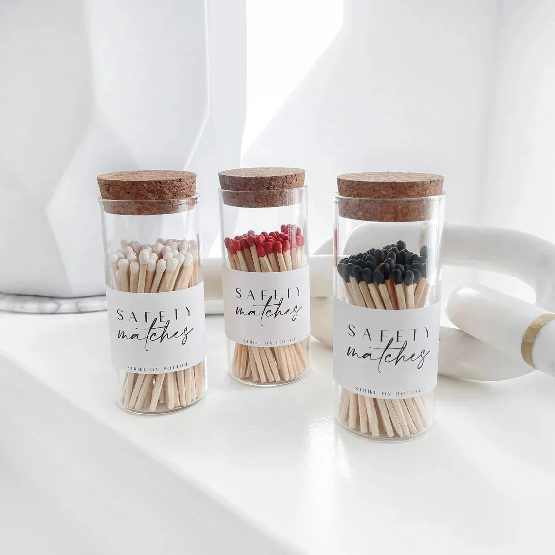 Wholesale Eco-Friendly Classic Glass Matches in Bulk Custom Wooden Safety Matchsticks Luxury Bottle in Jar with Printing Logo