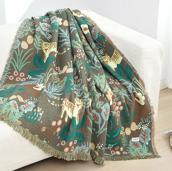 100% New Cotton Gauze Jacquard Woven Floral Patterned Summer Hotel Blanket Portable & Wearable Pastoral Style Customizable