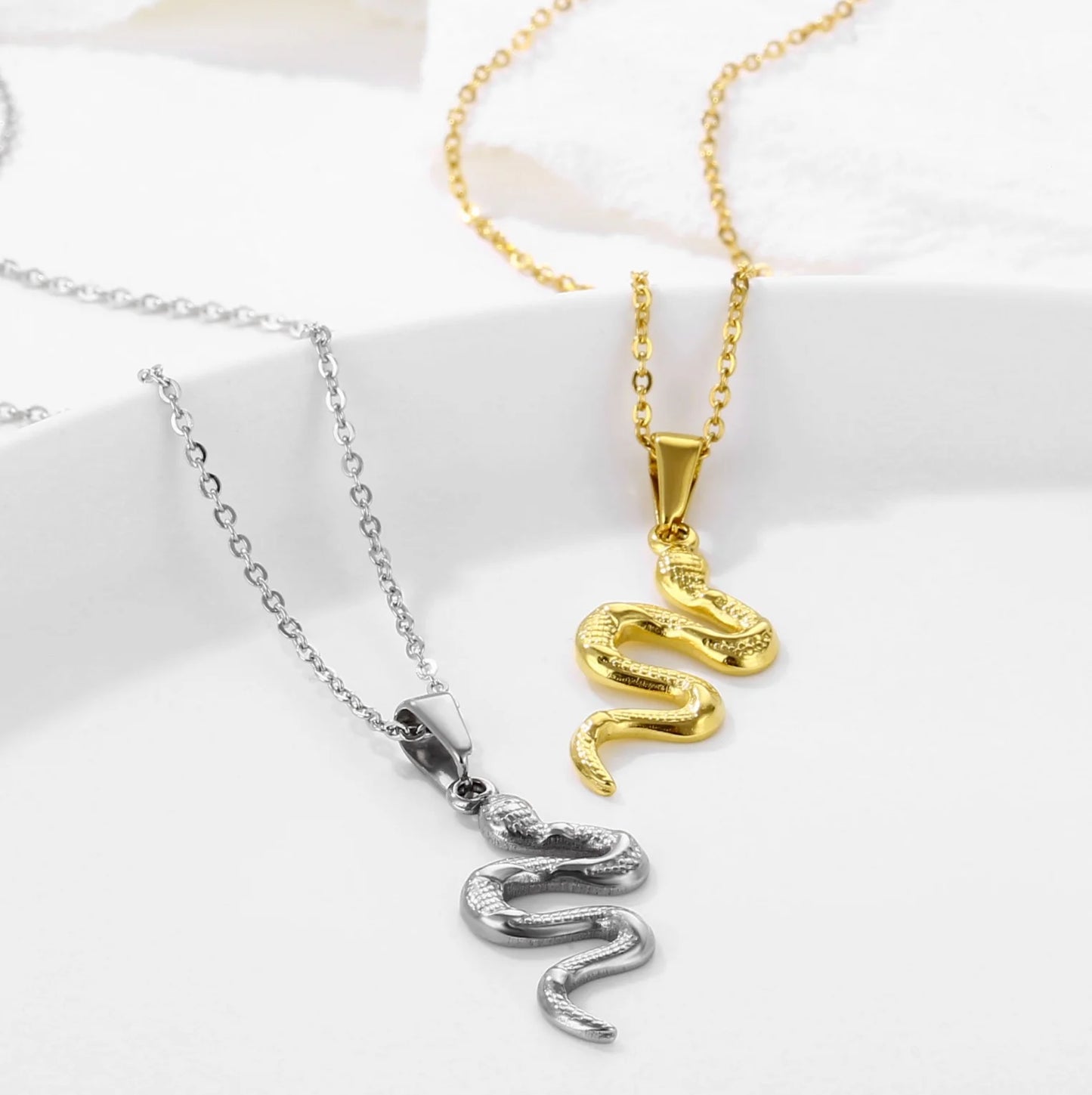 2025 Fashion Jewelry PVD Gold Plated Snake Pendant Animal Accessory Jewelry Chain Stainless Steel Jewelry Necklaces for Women