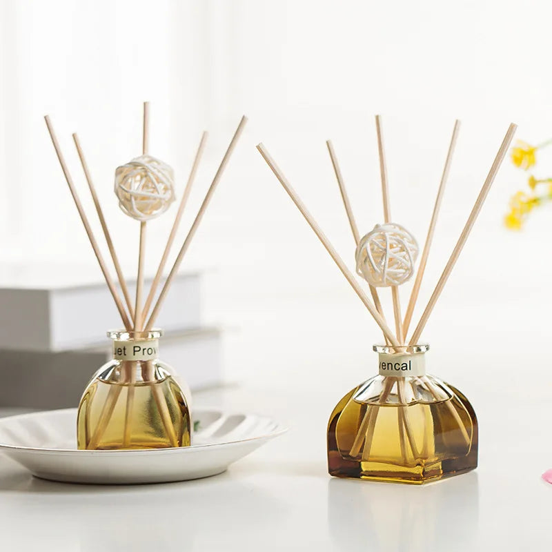 Custom Logo Natural Plant Essential Oil Household Fireless Aromatherapy Air Freshener Perfume Diffuser