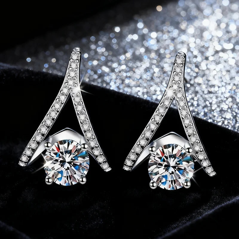Light Luxury V-shaped Vvs D Color 1CT Moissanite Earrings S925 Sterling Silver for Women