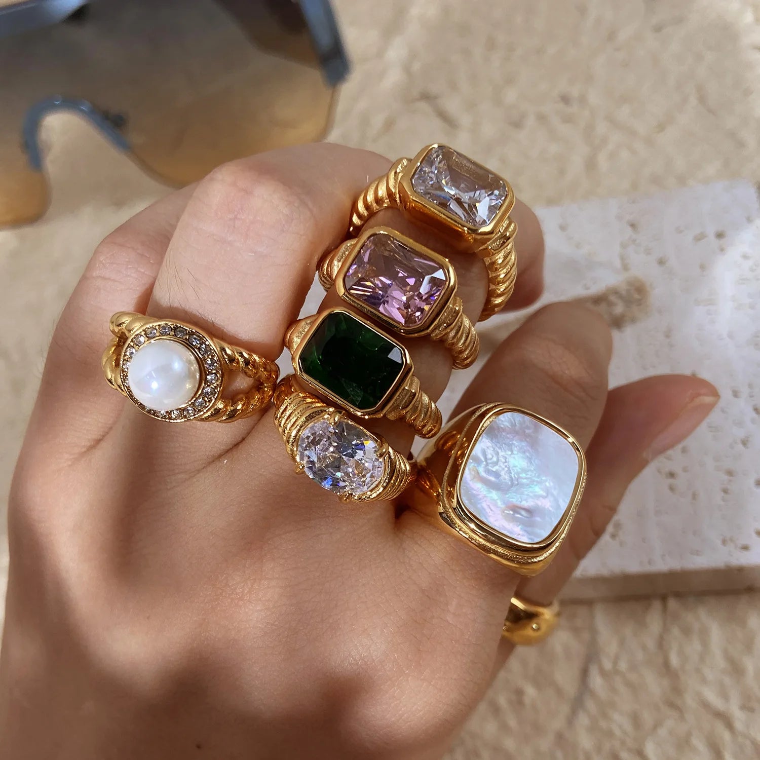 New Fashion Stainless Steel 18K Gold Plated Inlay Trendy Zircon Geometric Wedding Ring for Women & Men Gift