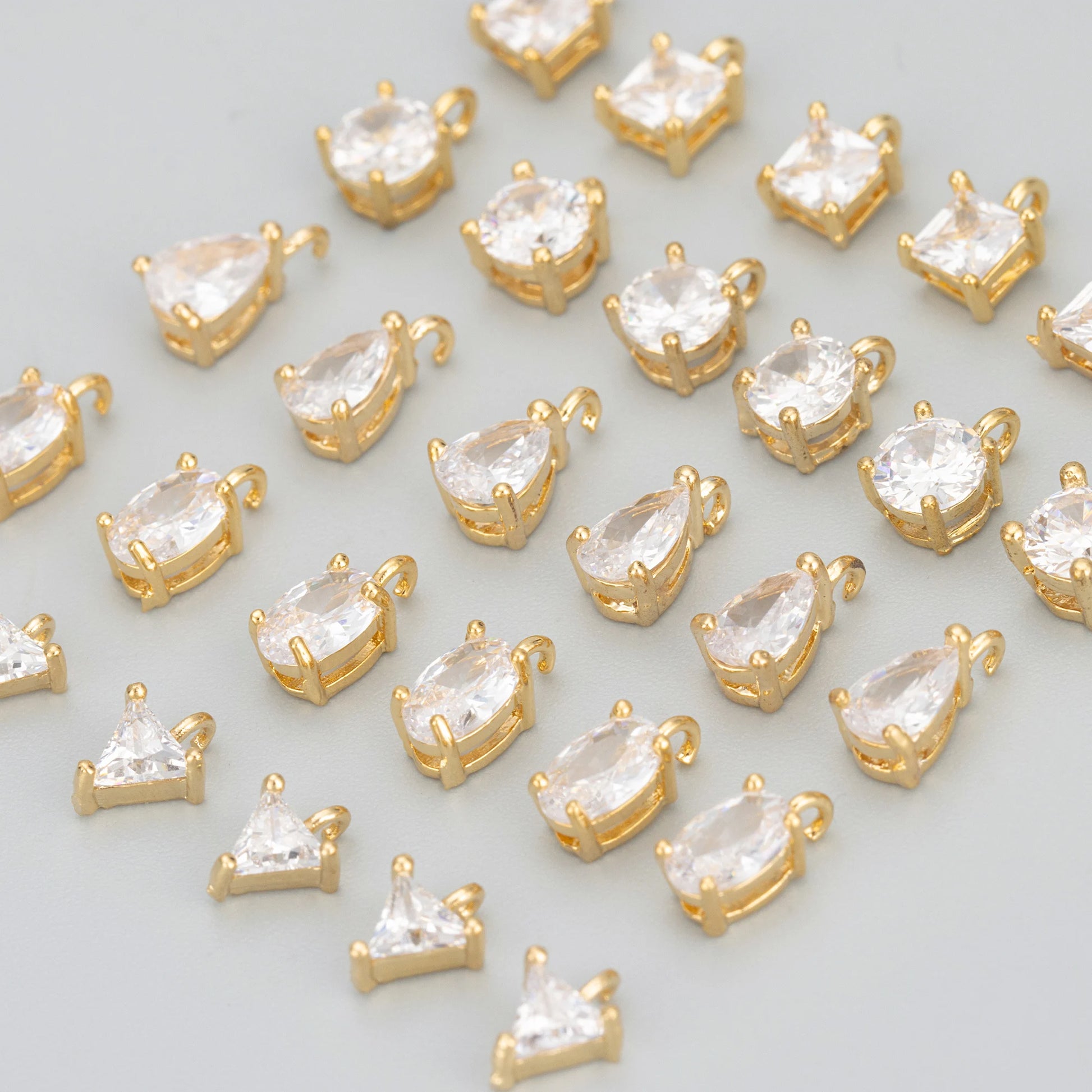 M618 20pcs/lot 18K Gold Plated Metal Copper Jewelry Accessories Nickel Free REACH Pass DIY Earrings Making Charms GUFEATHER