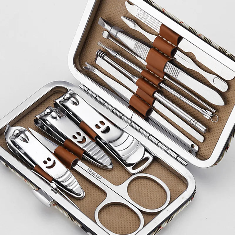 Manicure Set Wholesale 12pcs Carbon Steel Nail Clippers Beauty Personal Nail Care Tool Pedicure Kits for Women & Men