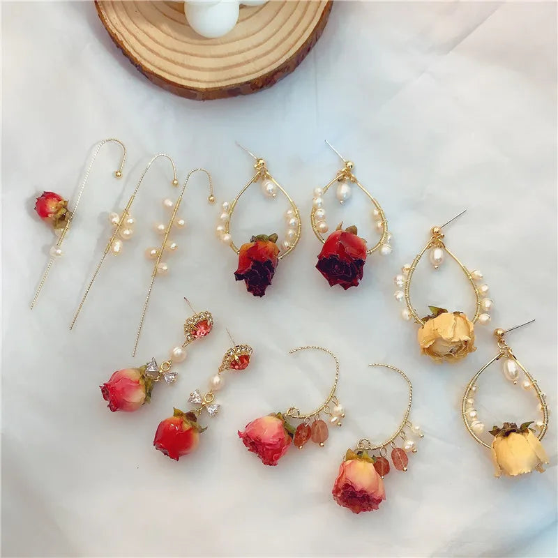 SC Hot Sale Korean Statement Rose Earrings Vintage Gold Pearl Earrings Trendy Colored Drip Oil Flower Pendant Earrings for Wo
