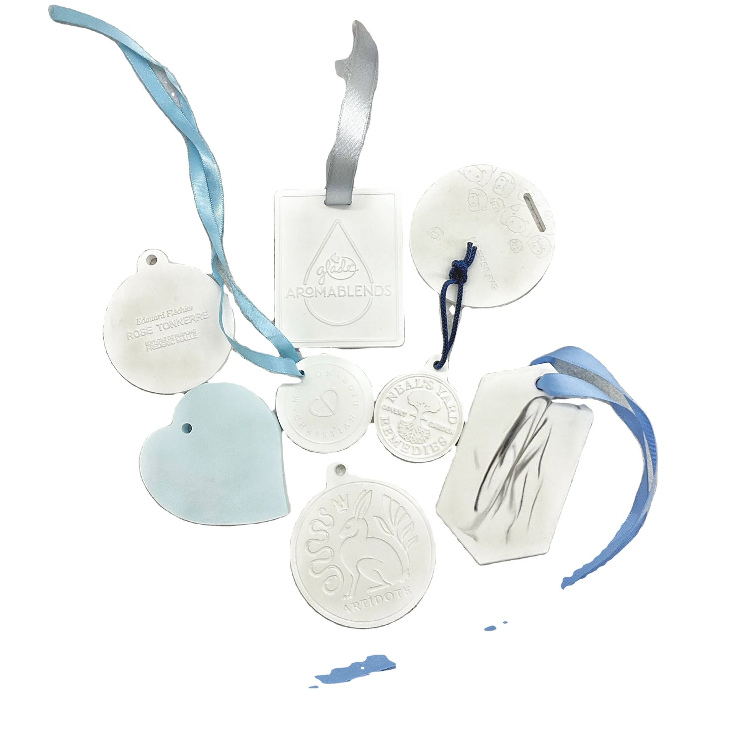 OEM ODM Custom Shape Ceramic Eco-Friendly Plaster Diffuser Hang Tag Handmade Aromatherapy Hanging Ornament Gift for Home Car 