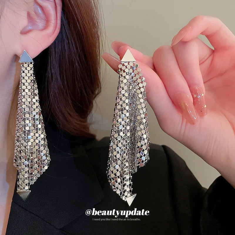 High Quality Cheap Gold Plating Shiny Luxury Geometric Long Tassel Alloy Earrings for Women