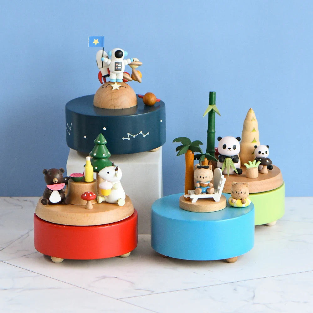 Colorful Round Music Box Christmas Ornaments Wooden Animals Home Party Decoration Wooden Music Boxes with Various Patterns