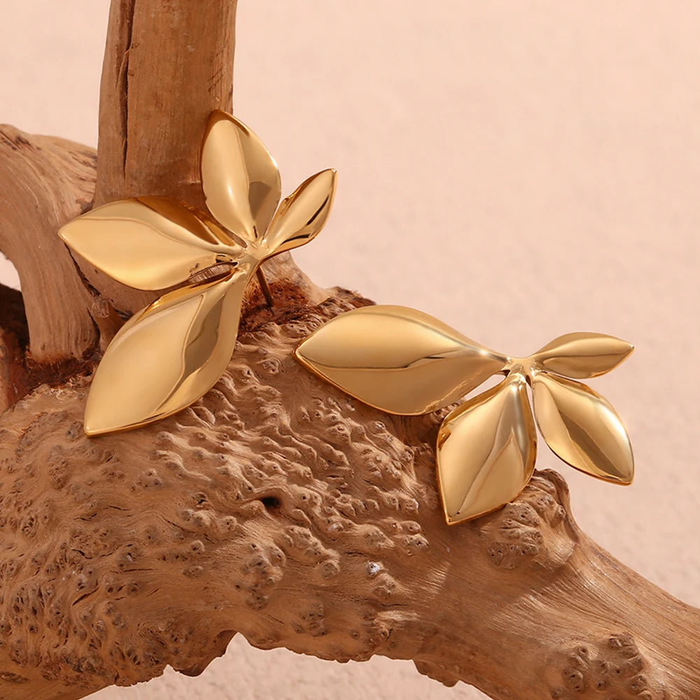 Tarnish-Free Stainless Steel Stud Earrings with Engraved Flower Waterproof Trendy Jewelry for Anniversary
