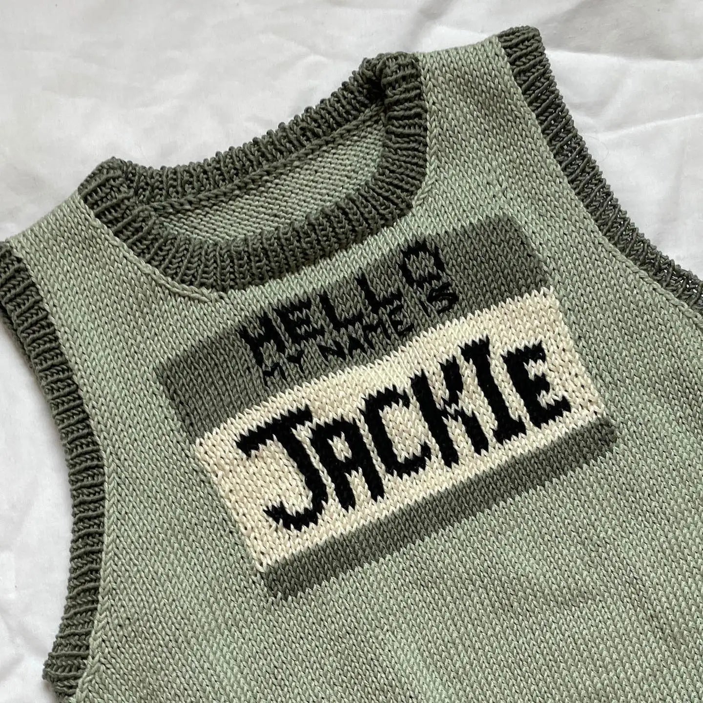 Manufacturer Provide Custom Women Knitted Vest Ladies Sleeveless Sweater