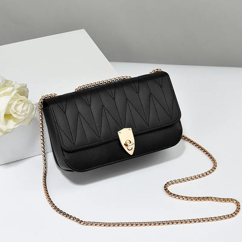 Kunhao Custom Mini Fashion PU Chain Crossbody Bag for Women with Pearl Diamonds Embroidery Beading Rivet Decorations