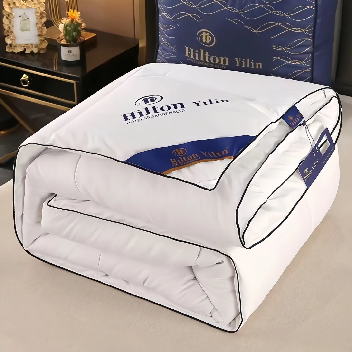Hotel Microfiber Soft Warm Luxury Queen Bedding Winter King Size Comforter Down Fluffy Bedding
