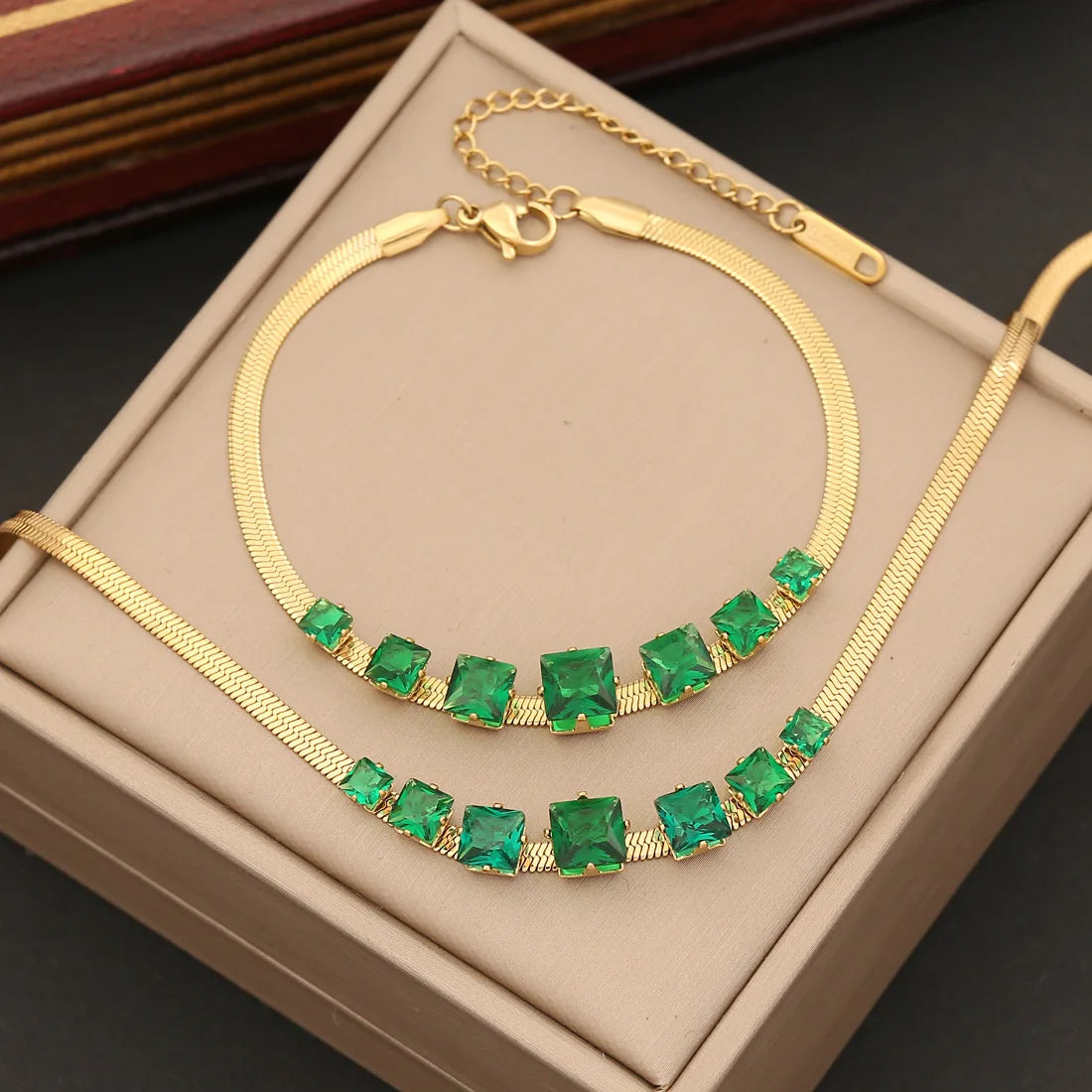 Wholesale Women Gold Green Rhinestone Pendant Bracelet Earrings Necklace Jewelry Set