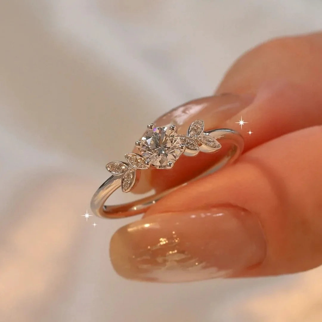 Elegant VVS 0.5 Carat Moissanite Diamond S925 Sterling Silver Engagement Ring for Women with Gra Certificate Pass Diamond Tes