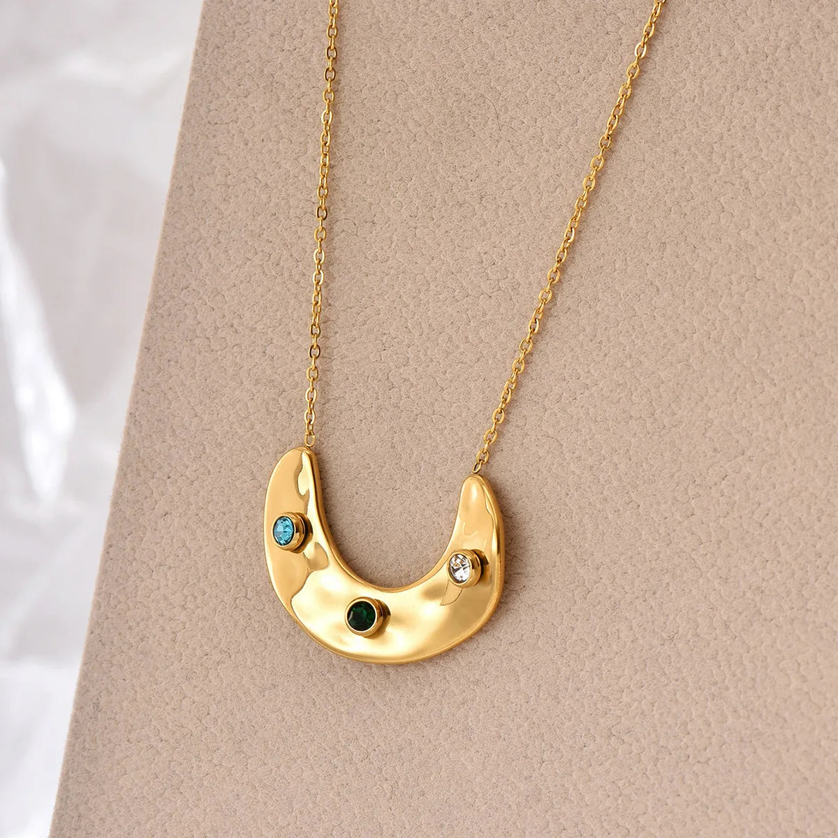 New Fashion Stainless Steel Jewelry Moon Cubic Color  Zircon Pendant Necklace Waterproof 18k Gold Plated  Necklaces for Women