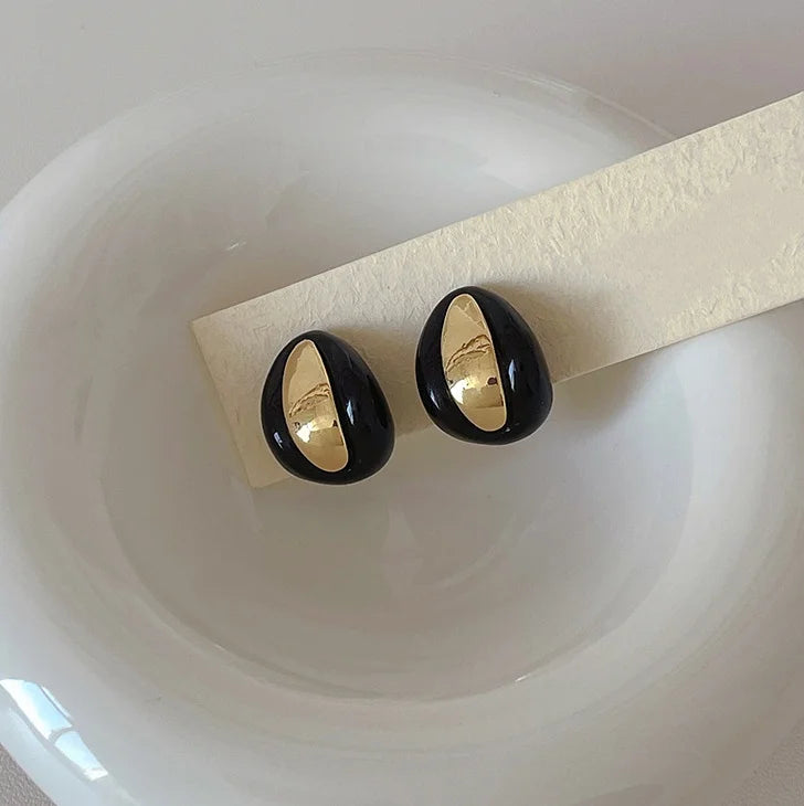 Ilona Minimalist Black Enamel Teardrop Earrings 14K Gold Plated Copper Two Tone Geometric Studs Elegant Old Money Jewelry