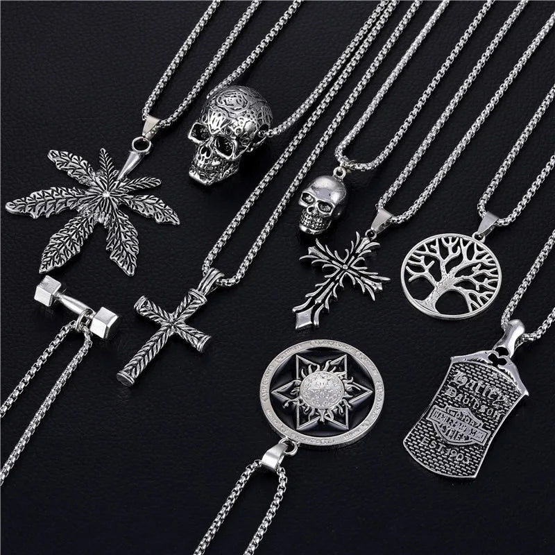European and American Hip-hop Personalized Steel Pendant Chain Street Simple Round Pendant Alloy Accessories Men Trendy Neckl