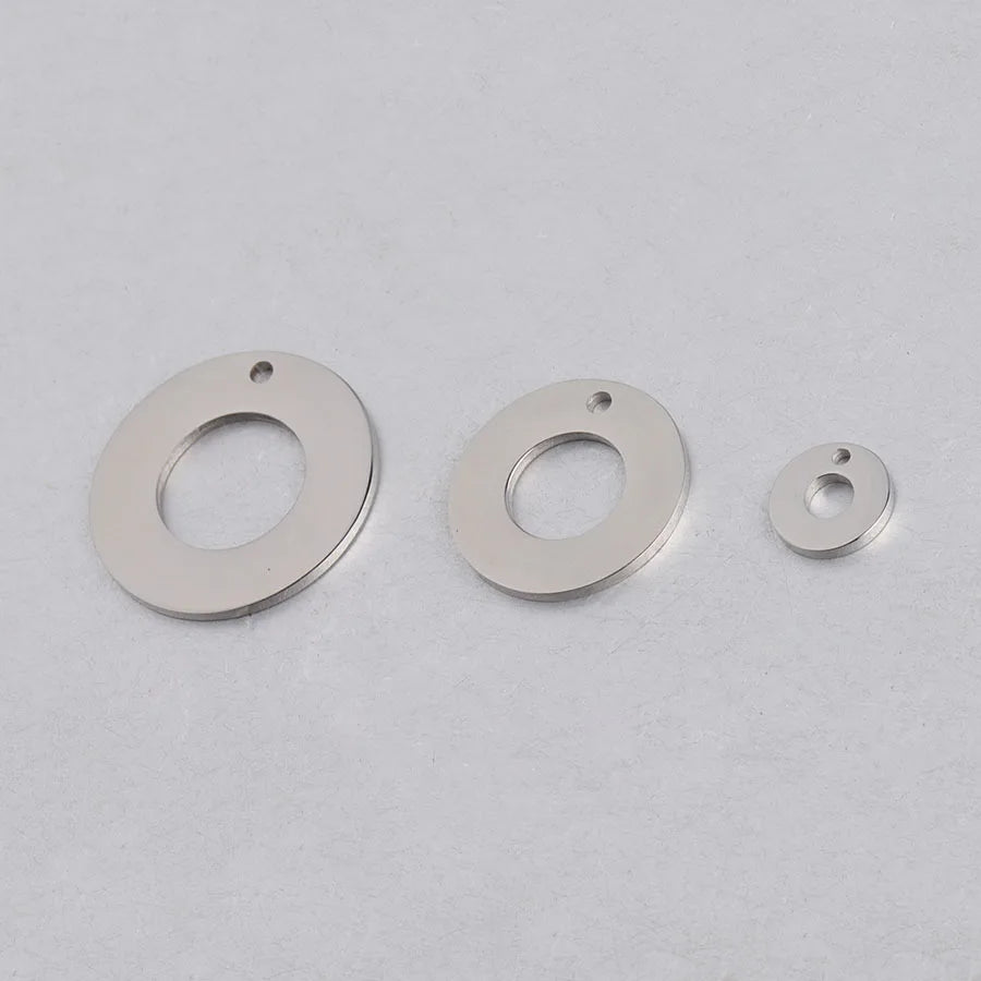 Customized Logo Charm Waterproof 10mm 20mm 25mm Stainless Steel Hollow Engravable Pendant Mirror Polished Fine Pendants Charm