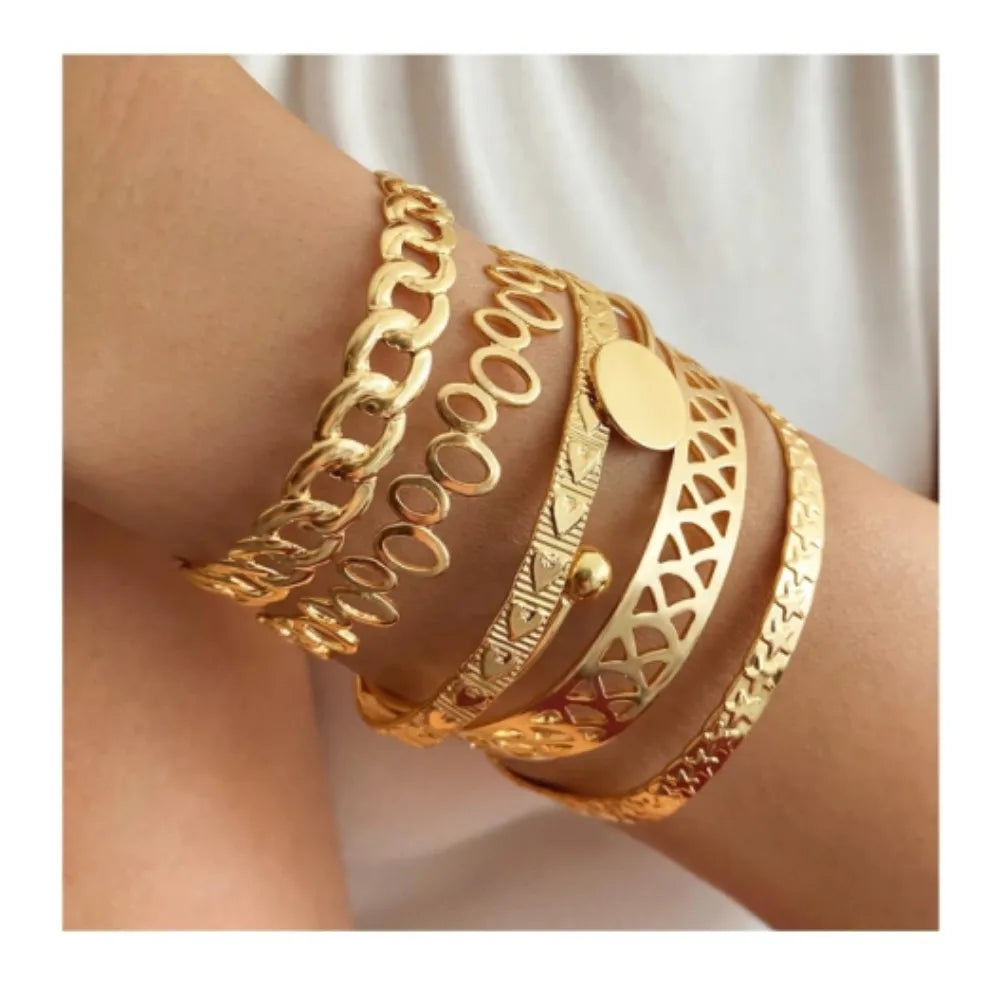 6pcs/Set New Trendy Multi-Layer Punk Gold Metal Geometric Round Heart Star Open Bangle Tennis Bracelet Set for Women Jewelry