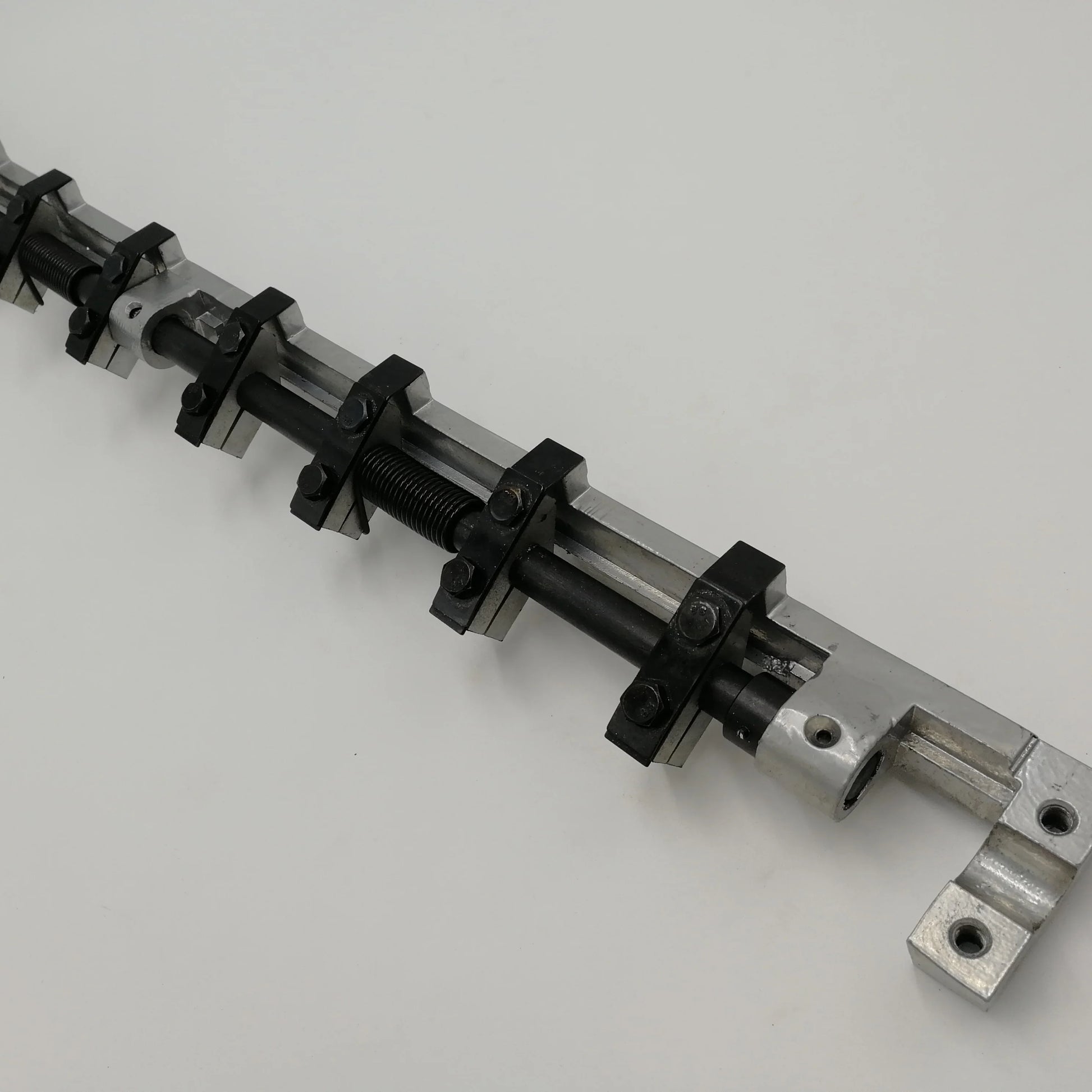 SM74 GTO46 KORD64 Gripper Bar HDB Printing Machinery Parts Delivery Gripper Bar