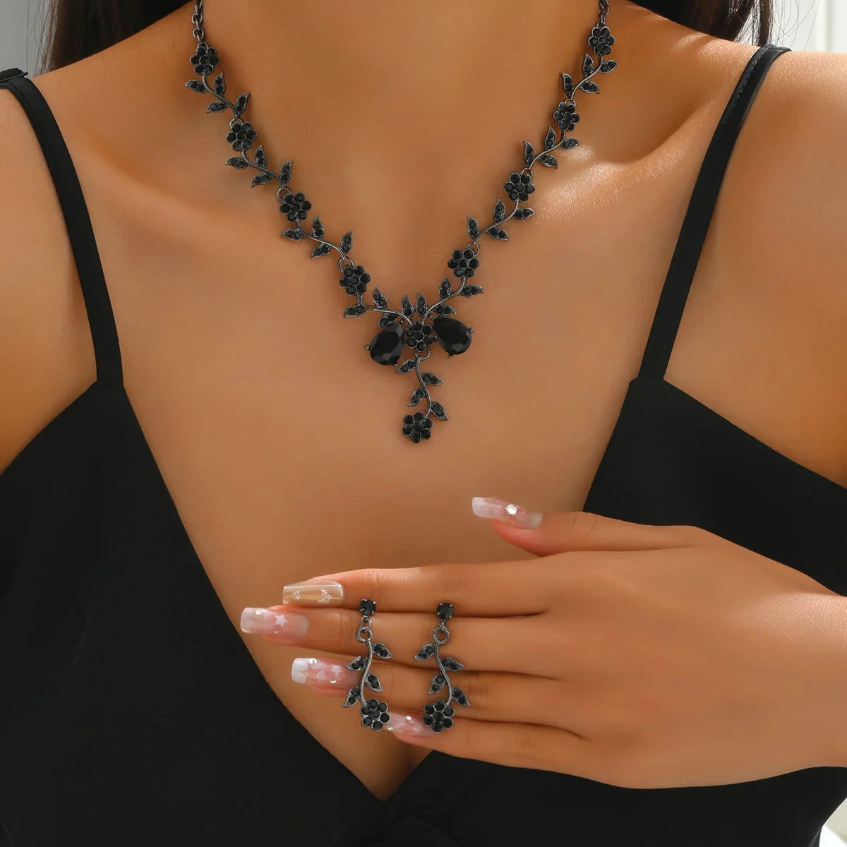 2pcs American Party Wedding Earrings and Necklace Set Rhinestone Crystal Silver Black Flower Bridal Jewellery Set