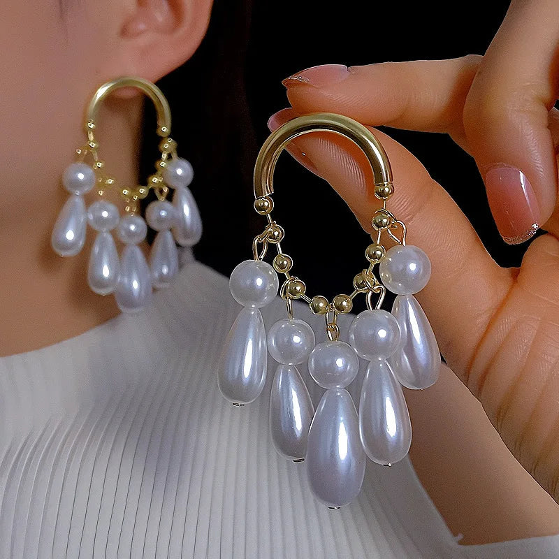 Vintage Gold Plated Pearl Water Drop Earrings Exaggerated Baroque Pearl Geometric Pendant Earrings Women Jewelry