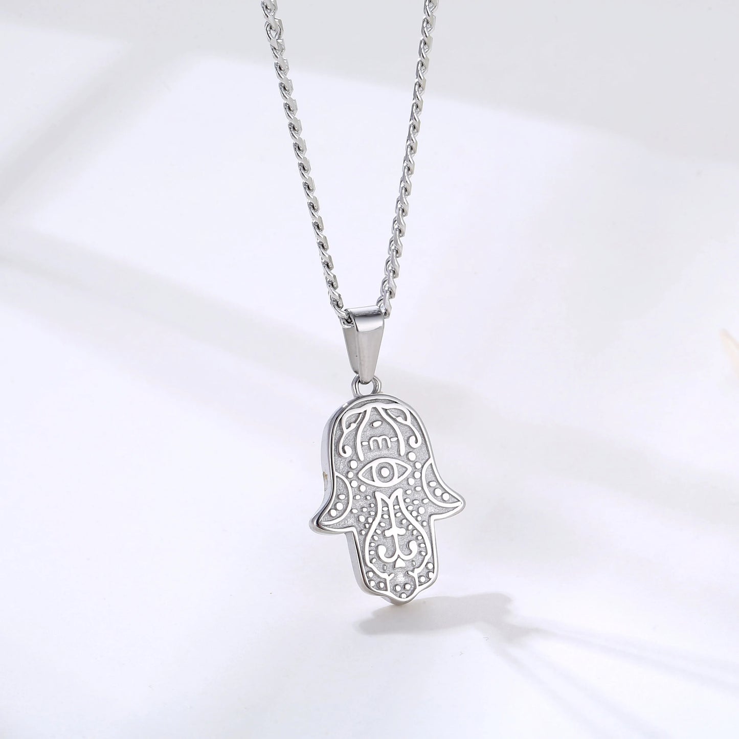 Wholesale Fashion 18K PVD Gold Plated Stainless Steel Jewelry Fatima Hamsa Hand Palm Pendant Charms Chain Non Tarnish Necklac