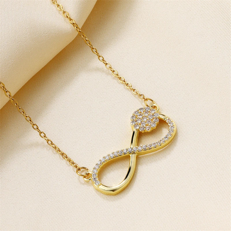 New Design Women Stainless Steel Necklace Mobius Strip Pendant Necklace Gold 18K