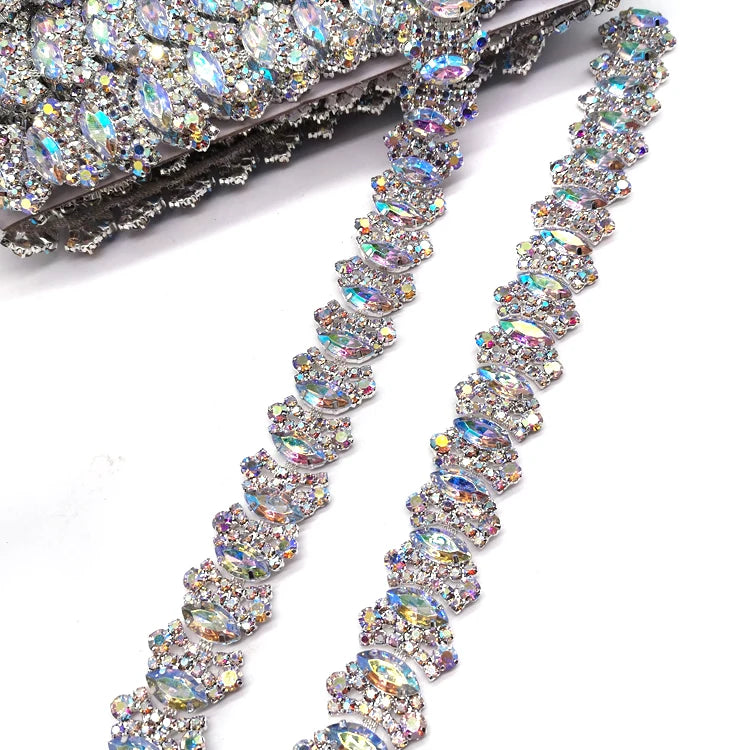 High Quality Clear AB Strass Rhinestone Trim Iridescent Resin Sew-on Banding in Triangle Shape for Carnival Costumes Decorati