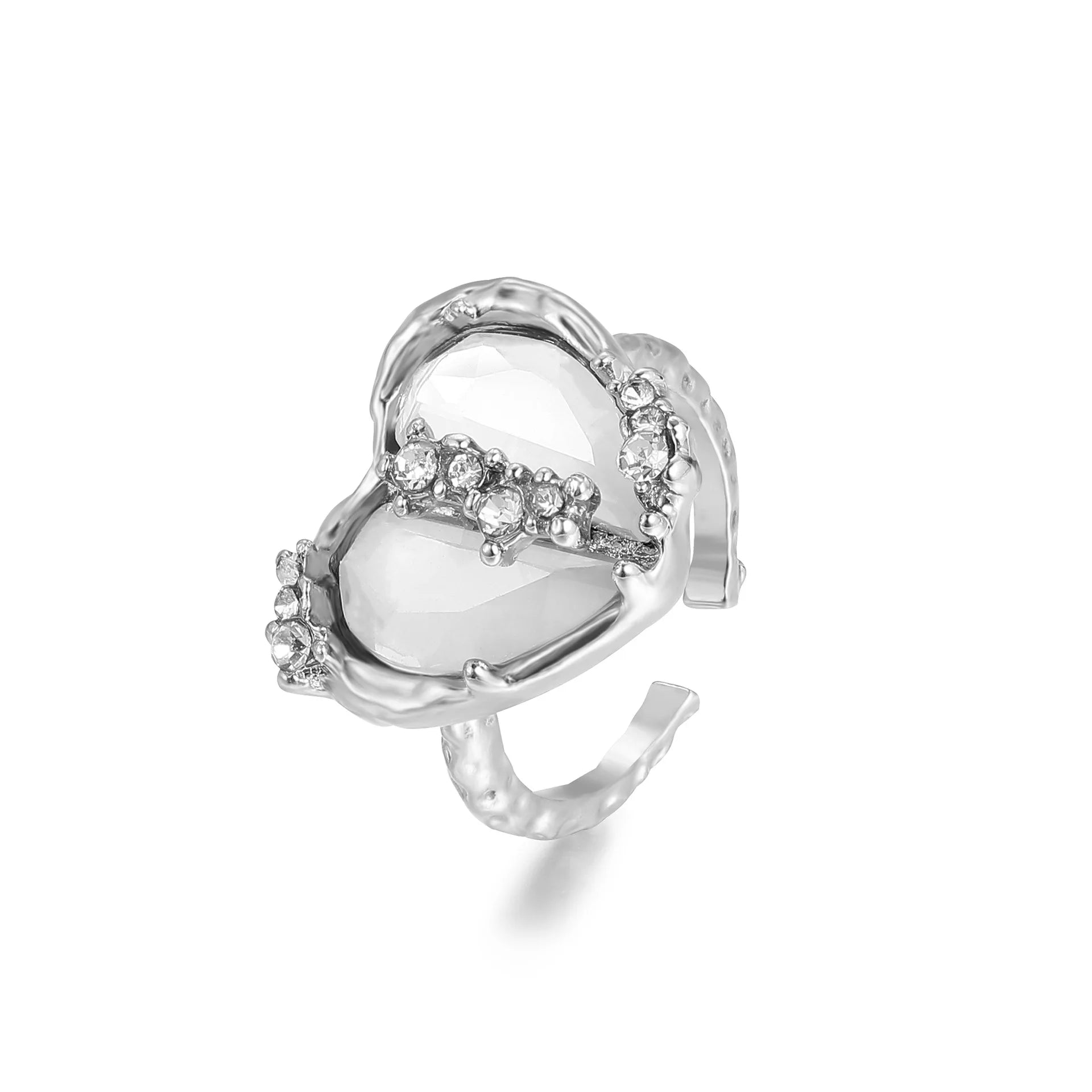 2025 Trendy Hand Jewelry Insert Moonstone Rings Fashionable Adjustable Rings Engagement Heart Rings for Women Men