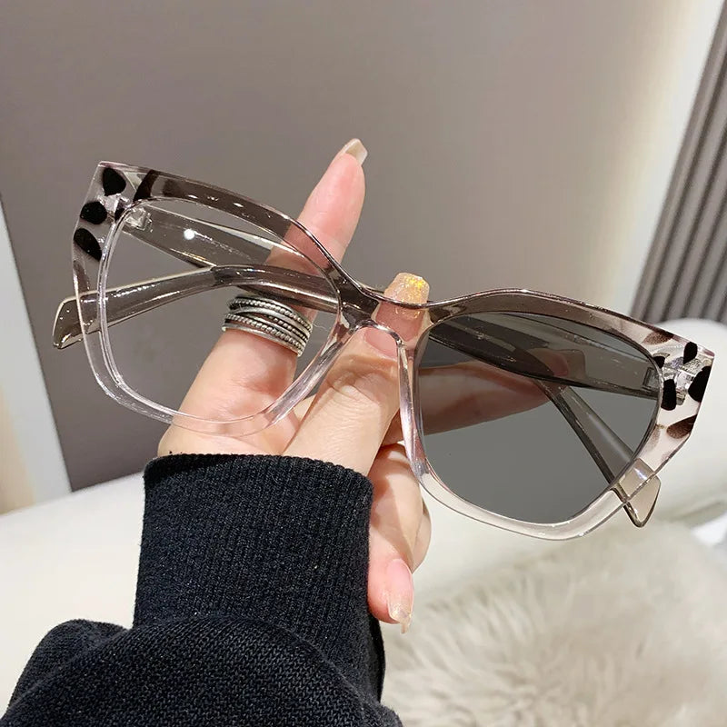 Women Girl Cat Eye Photochromic  Anti Blue Light Blocking Filter Glasses Sun Shades UV  Eye protection  Sunglasses