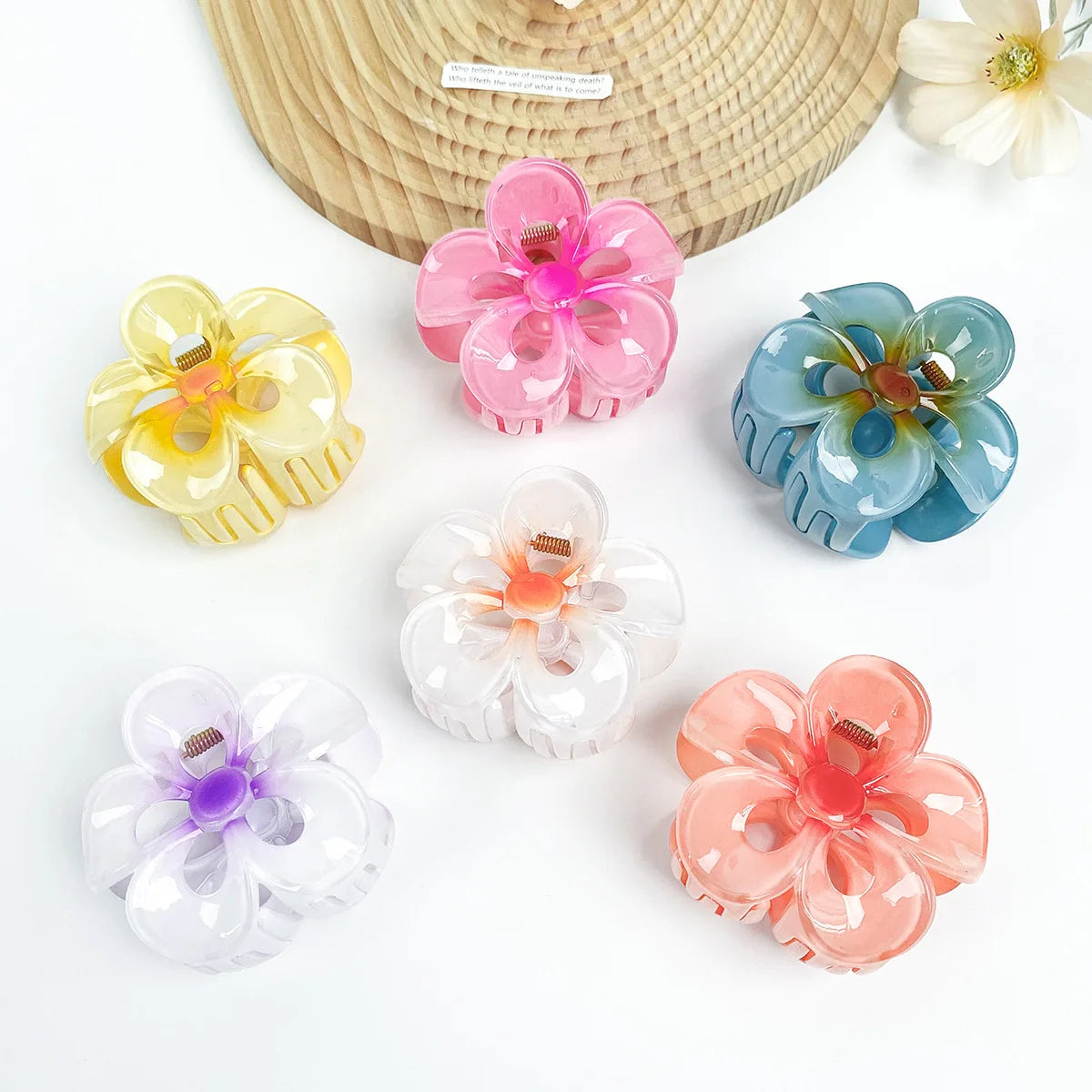 Wholesale Colorful Flower Hair Claw Clips 7cm Plastic Hollow Out Sweet Flower Hair Accessories for Women