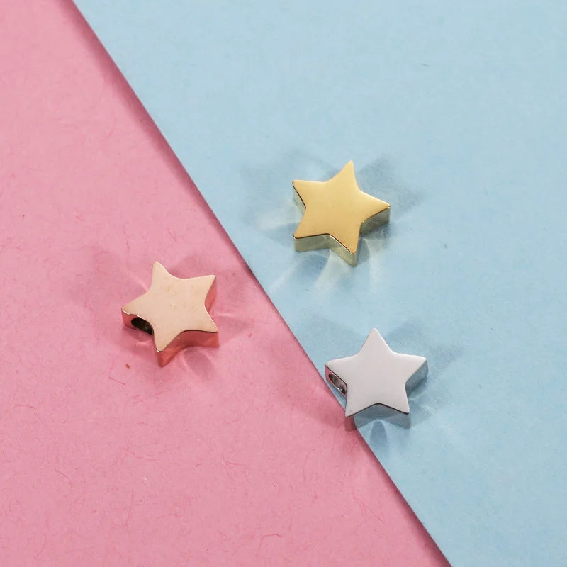 High Quality Mirror Polished Name Brand Laser Engrave Pendant Stainless Steel Custom logo Flat Star Charm for Jewelry Making