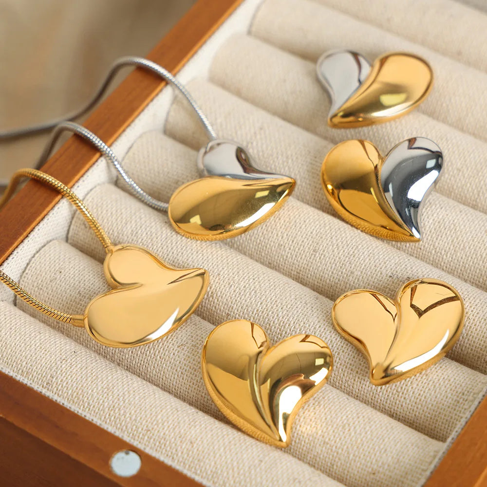 New Arrival Gold Chunky Heart Pendant Necklace 18k Pvd Gold Plated Stainless Steel Large Love Heart Stud Earrings Jewelry Set