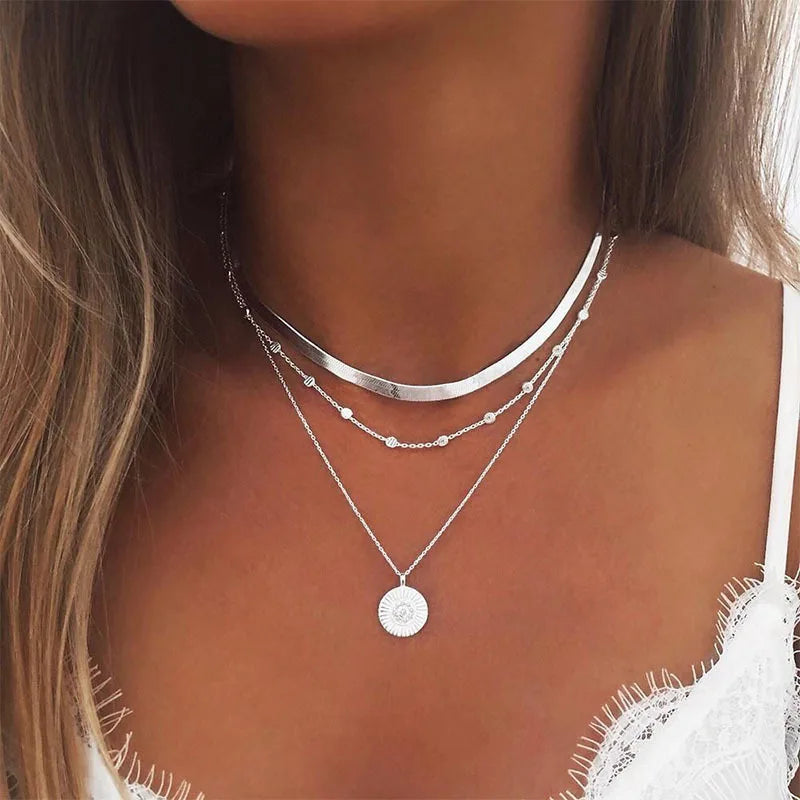 Vintage Women's Blade Chain Necklace Multi-layered Lotus Pendant Necklace