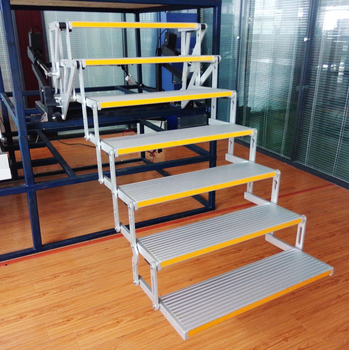 7 Steps 12/24V DC Electric Swing Alu Motorhome Stairs Floor Height 1700mm for DIY Overland Expedition Recreational Vehicles R